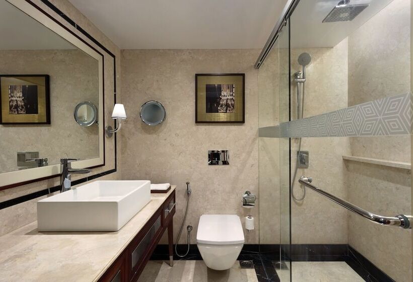 标准间, Sheraton Grand Pune Bund Garden