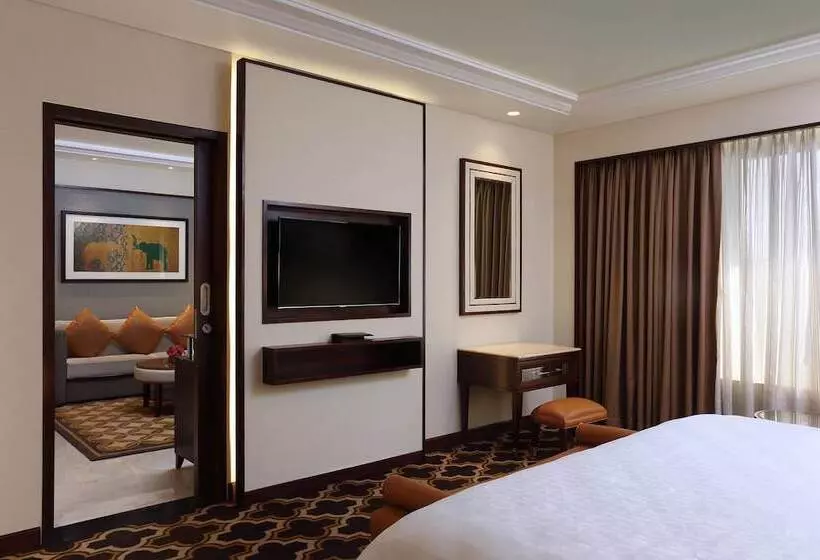 エクゼクティブスイート, Sheraton Grand Pune Bund Garden