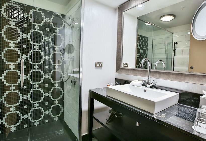 חדר סטנדרט מיטה זוגית, St Moritz Queenstown   Mgallery By Sofitel