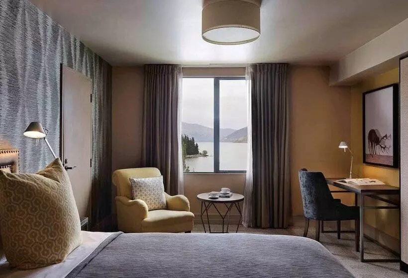 ダブルベッドスタンダードルーム, St Moritz Queenstown Mgallery By Sofitel