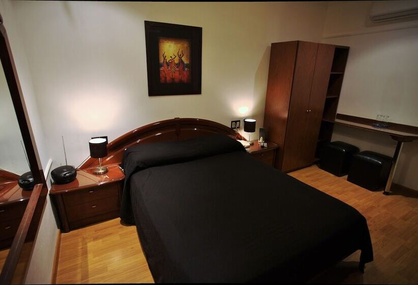 高级大房间, Sur