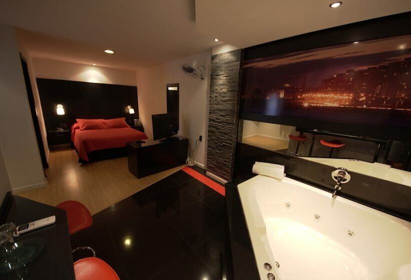 豪华房间带漩涡浴缸, Sur