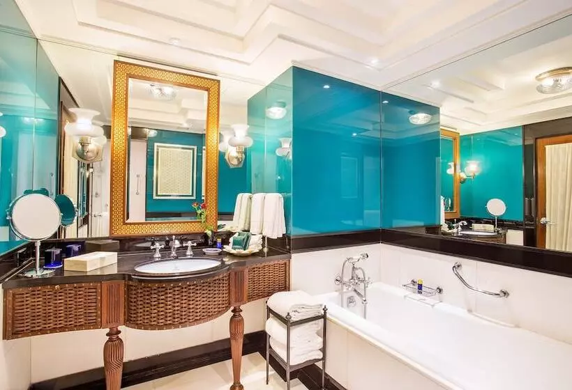 バルコニー付プレミアムルーム, The Oberoi Amarvilas Agra