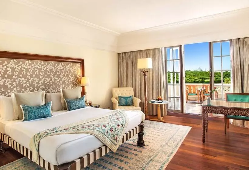 バルコニー付プレミアムルーム, The Oberoi Amarvilas Agra
