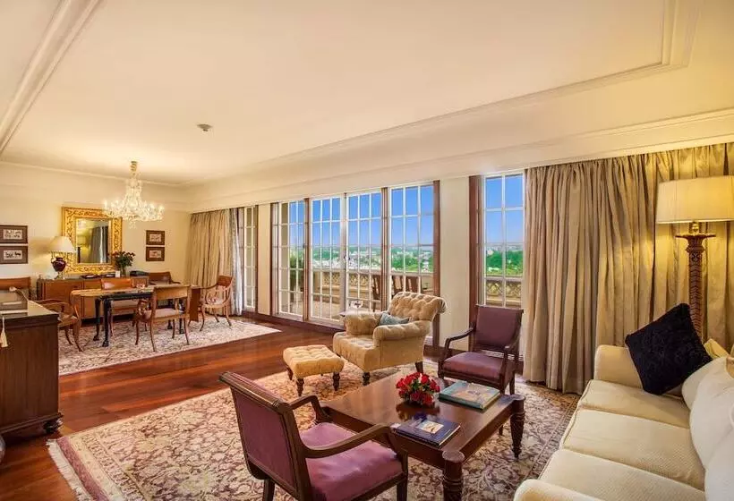 デラックススイート, The Oberoi Amarvilas Agra