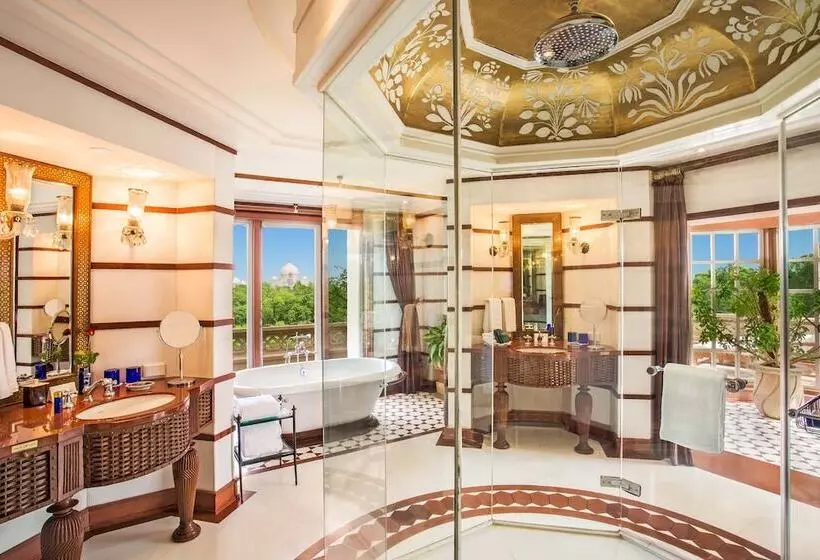 デラックススイート, The Oberoi Amarvilas Agra