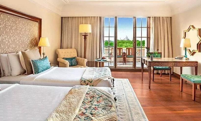 バルコニー付プレミアムルーム, The Oberoi Amarvilas Agra
