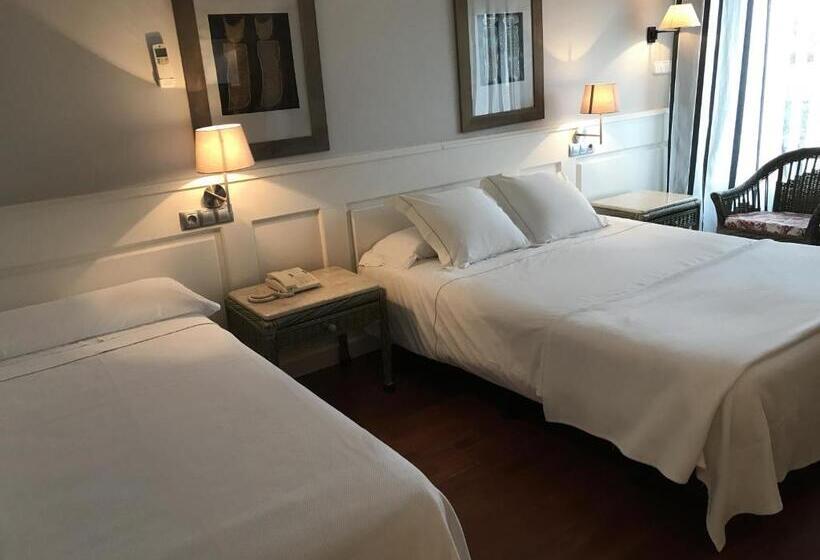 חדר סטנדרט לשלושה, Vostra Llar