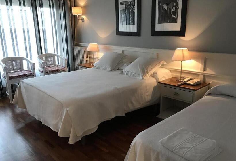 חדר סטנדרט לשלושה, Vostra Llar