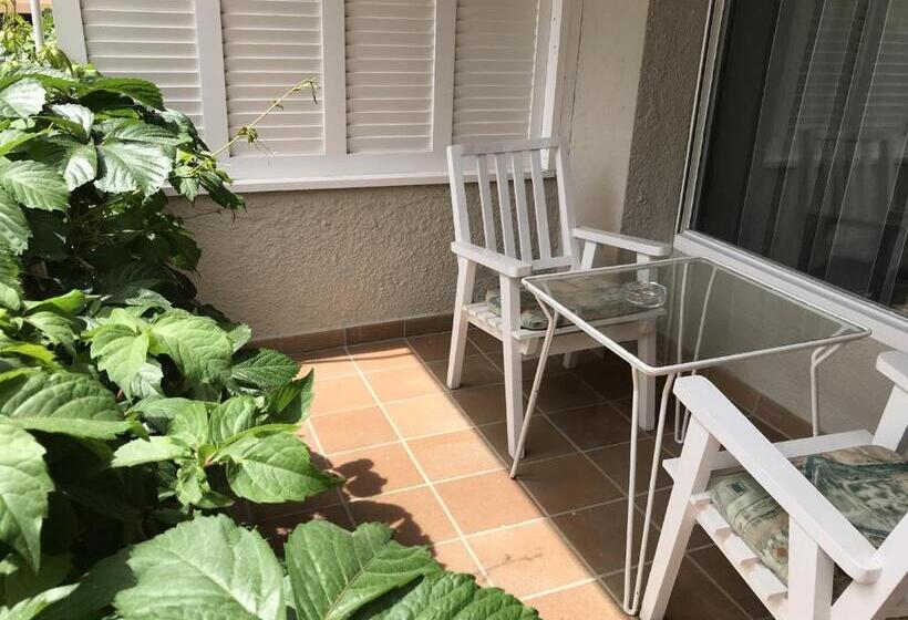 חדר סטנדרט נוף לגינה, Vostra Llar