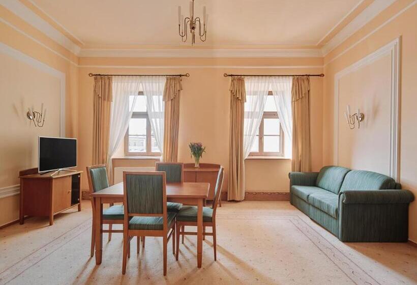 آپارتمان سوپریور 1 خوابه, Zamojski