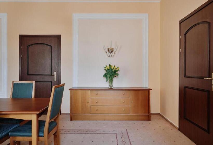 آپارتمان سوپریور 1 خوابه, Zamojski