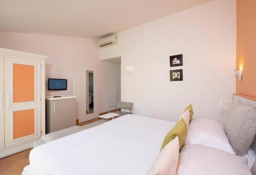 חדר קלאסי, Chia Laguna   Hotel Village