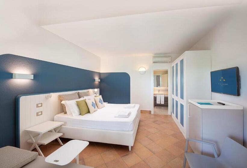 חדר סופריור נוף לגינה, Chia Laguna   Hotel Village