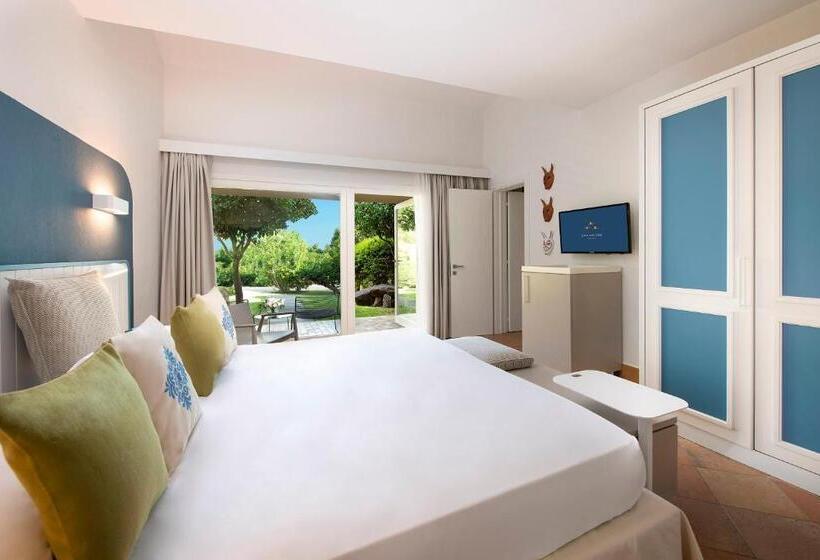 Номер Superior Вид на Сад, Chia Laguna   Hotel Village