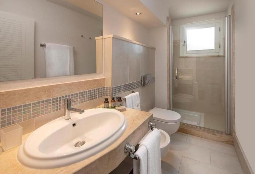 Номер Стандарт с Балконом, Chia Laguna   Hotel Village