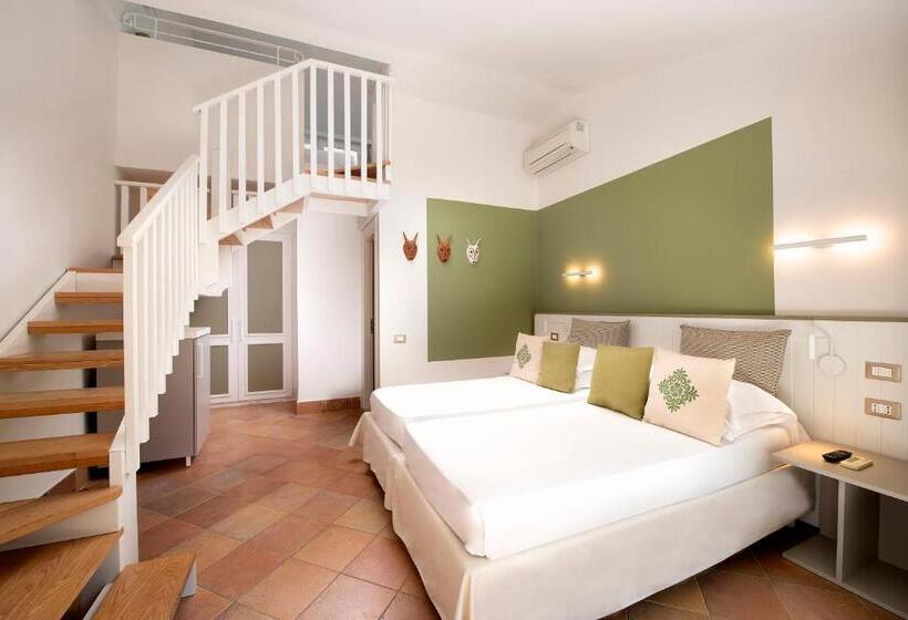 חדר משפחתי נוף לגינה, Chia Laguna   Hotel Village