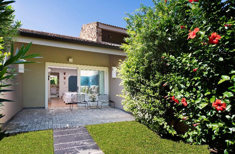 חדר משפתחתי סופריור, Chia Laguna   Hotel Village