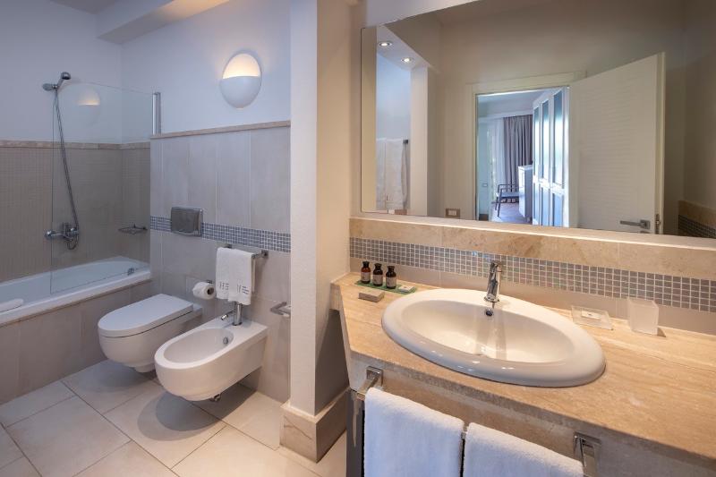 חדר סטנדרט נוף לגינה, Chia Laguna   Hotel Village