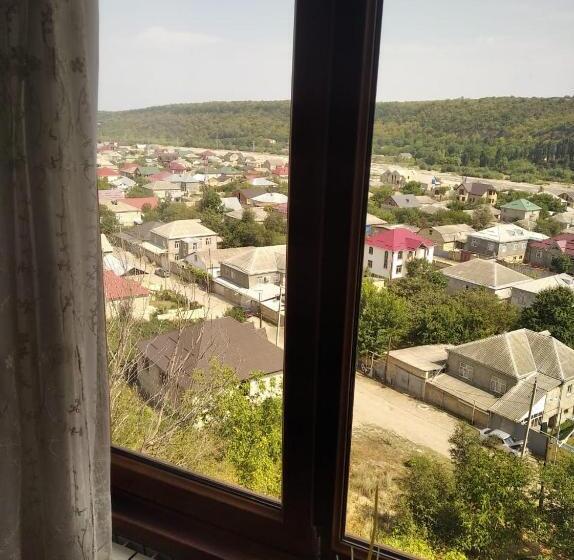 اتاق استاندارد با سرویس بهداشتی مشترک, Ra