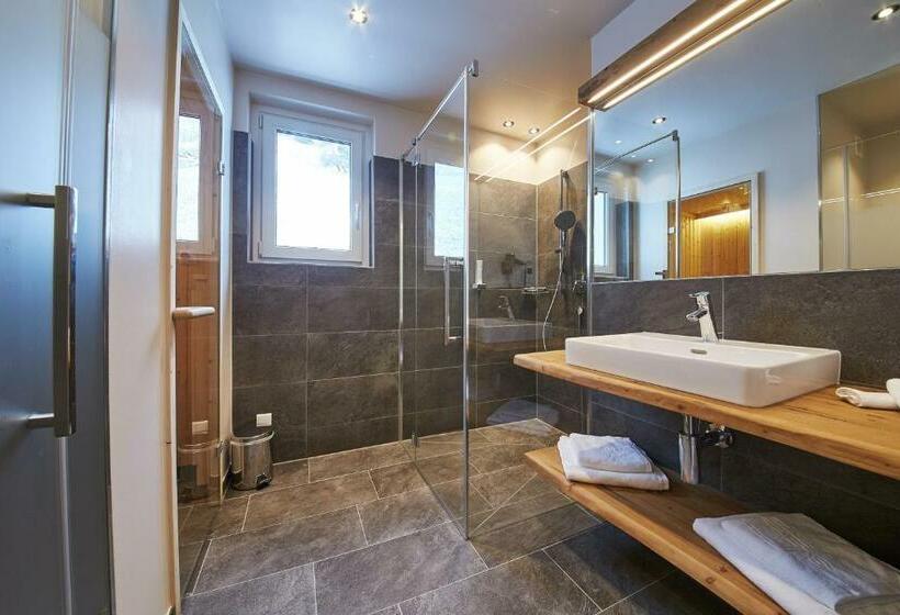 Apartamento 1 Dormitório com Sacada, Appartements Liebe Heimat