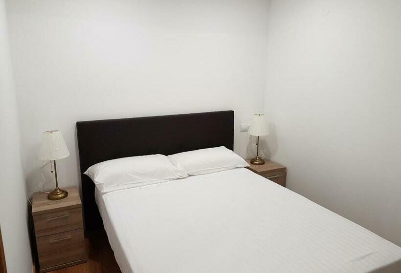 شقة غرفة واحدة, Fermont