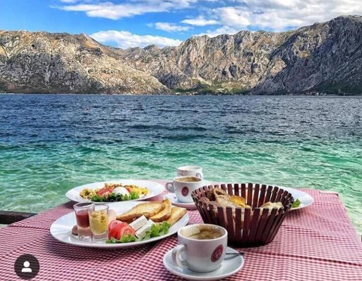 اتاق لوکس با چشم‌انداز دریا, Apartments Vila Marija