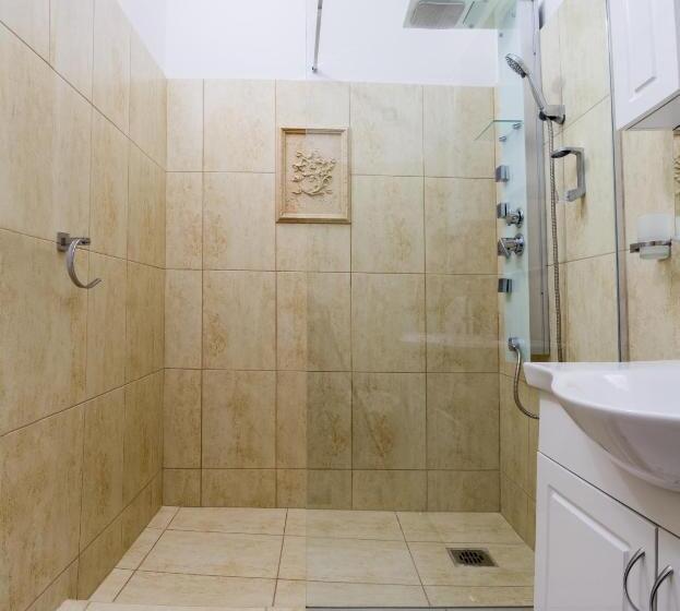 اتاق لوکس, Apartments Vila Marija