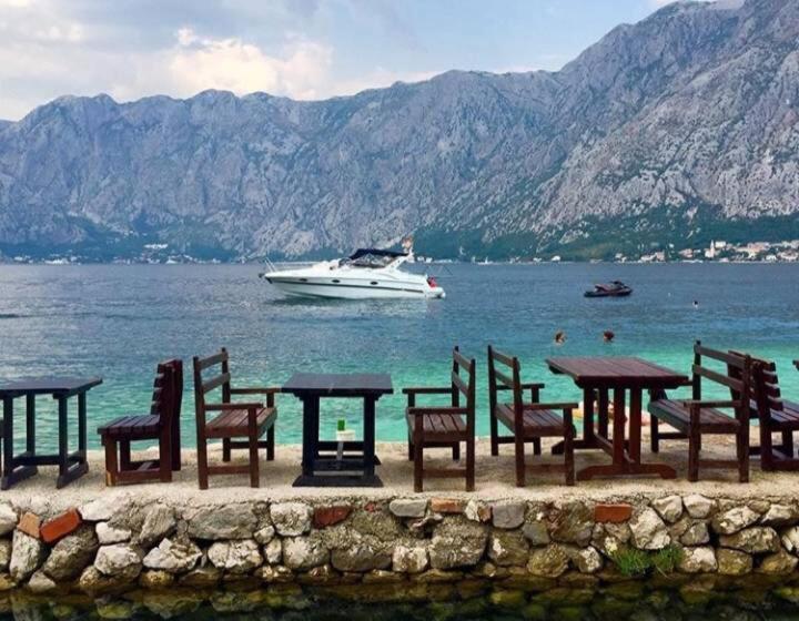 اتاق لوکس با چشم‌انداز دریا, Apartments Vila Marija