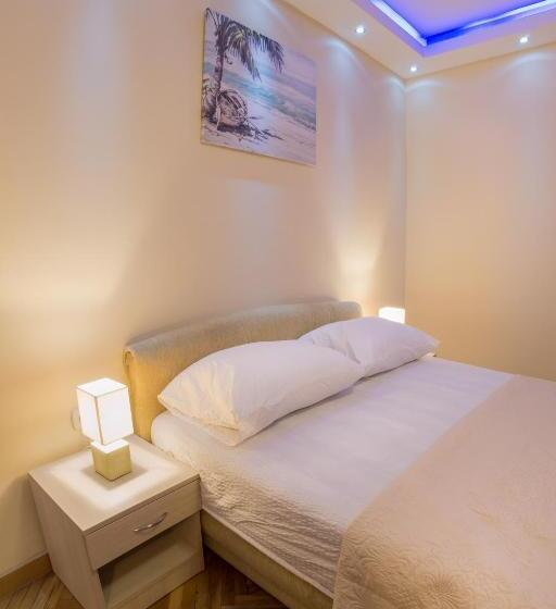 اتاق لوکس با چشم‌انداز دریا, Apartments Vila Marija