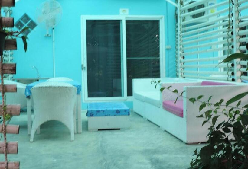 غرفة قياسية داخلية, Blue Paradise Residence