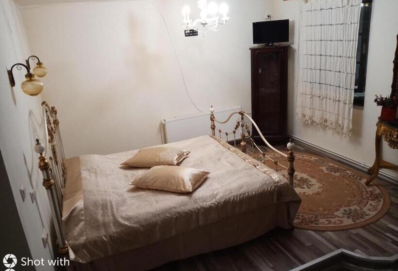 Номер Deluxe Кровать Кинг, Casa Cu Farfurii