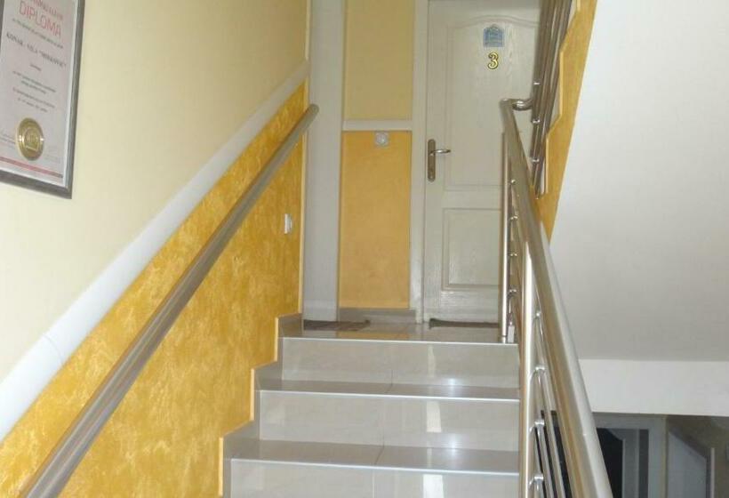 استودیو استاندارد با بالکن, Konak Vila Mirković