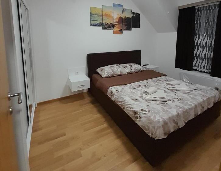 آپارتمان 1 خوابه با چشمانداز باغ, Konak Vila Mirković