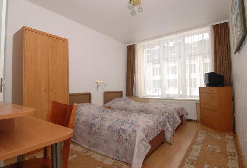 اتاق استاندارد, ąžuolynas