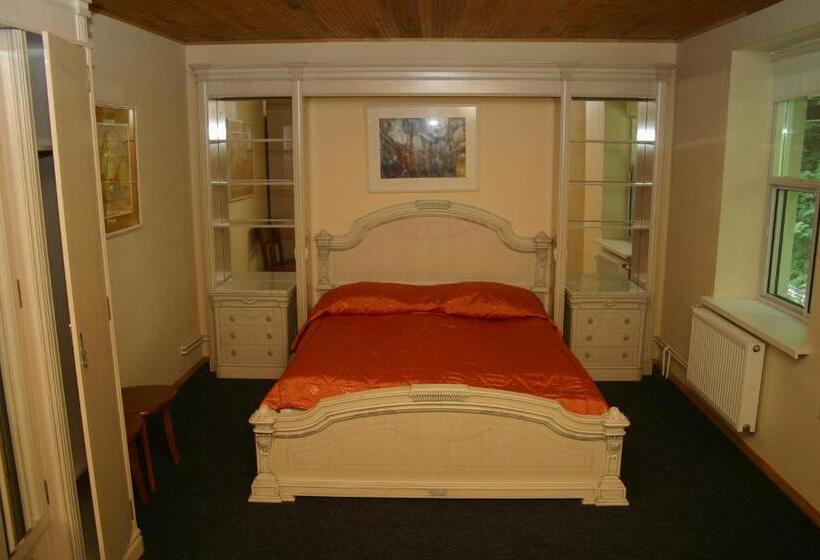 آپارتمان 2 خوابه, ąžuolynas