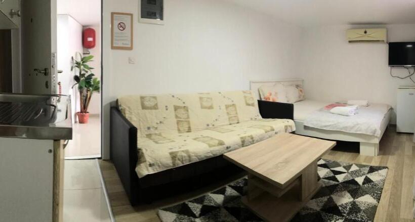 اتاق استاندارد, Venecia Plaza Struga