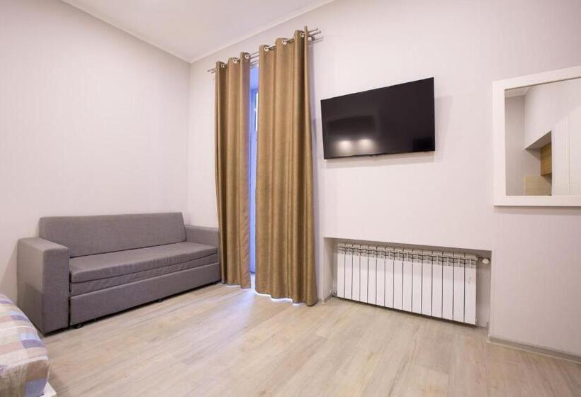 침실 1개 발코니 아파트, Pushkinskaya Apartments
