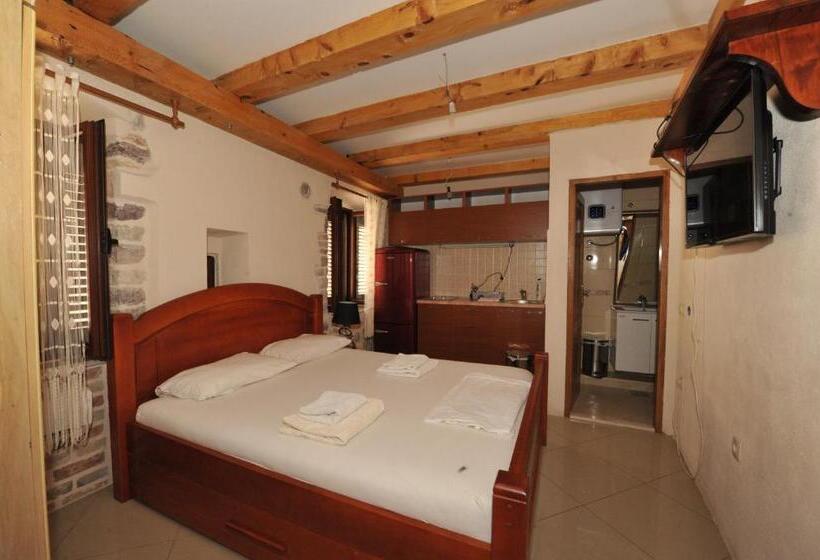 استودیوی استاندارد, Apartments đukić