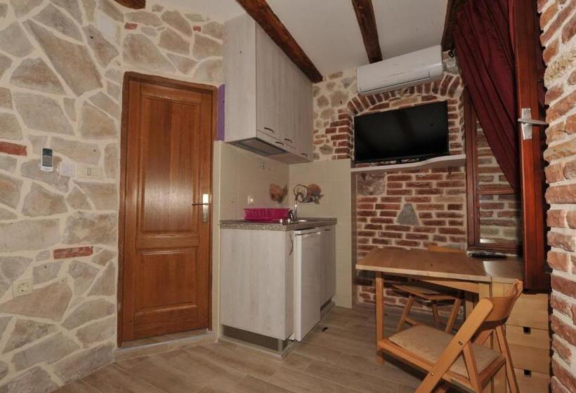 اتاق لوکس, Apartments đukić