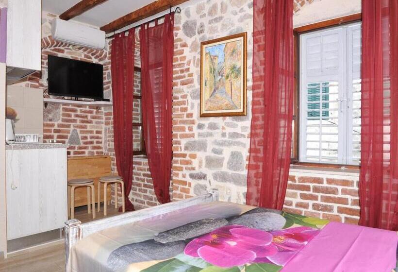 اتاق لوکس, Apartments đukić