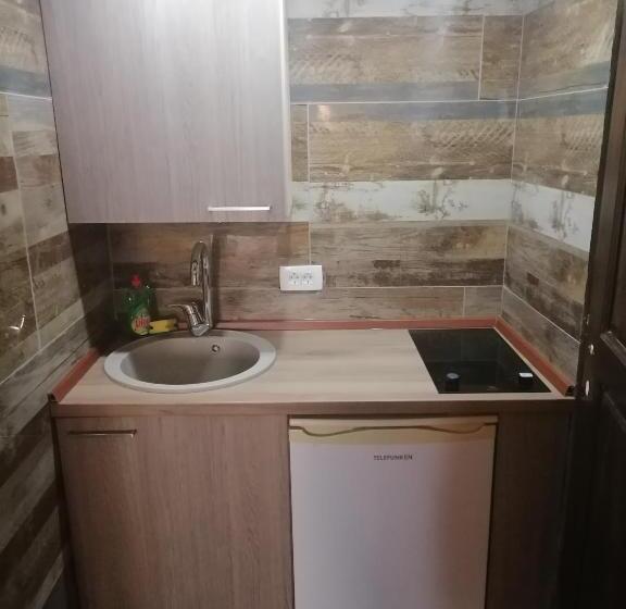 اتاق اکونومی, Apartments đukić