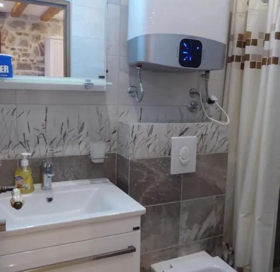 اتاق سوپریور چهار تخته, Apartments đukić