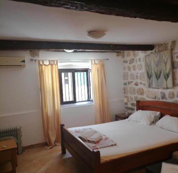 اتاق خانوادگی, Apartments đukić