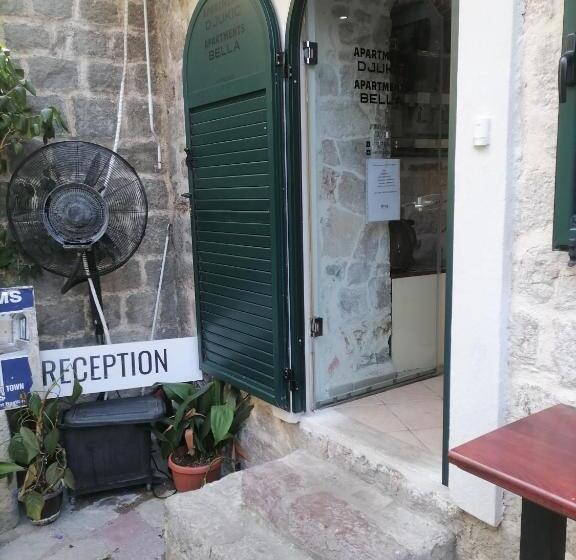 اتاق خانوادگی, Apartments đukić