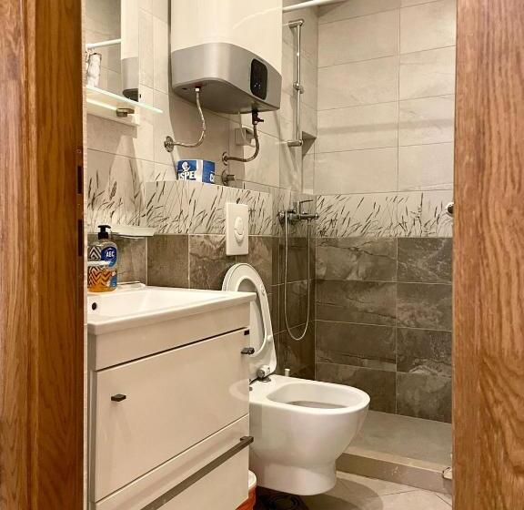 اتاق لوکس چهار تخته, Apartments đukić