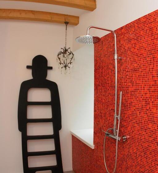 スーペリアスタジオ, Casa Galante