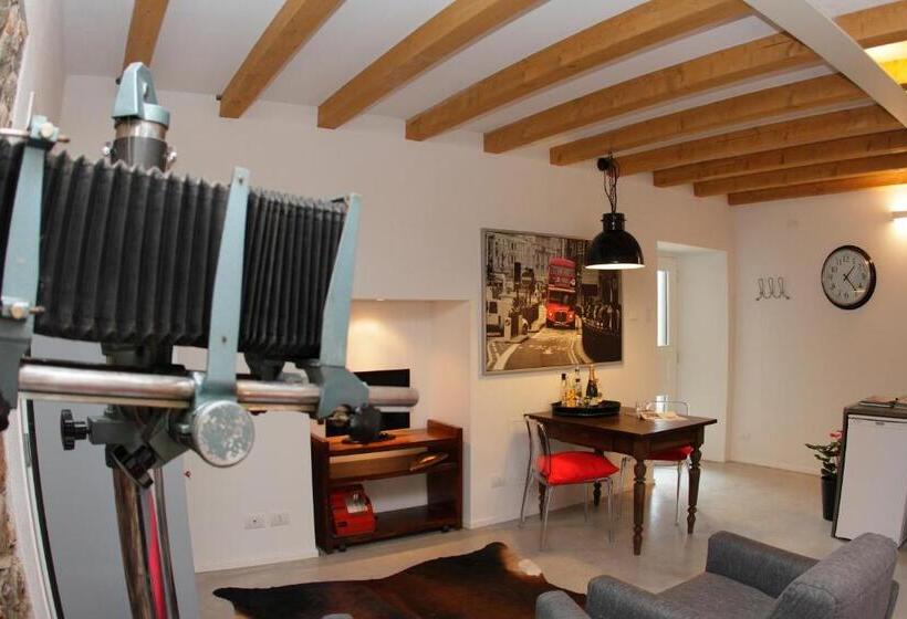 スーペリアスタジオ, Casa Galante