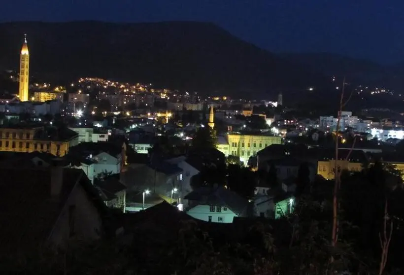 مجموعه ویستا شهر, Guesthouse Panorama