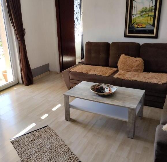 مجموعه ویستا شهر, Guesthouse Panorama